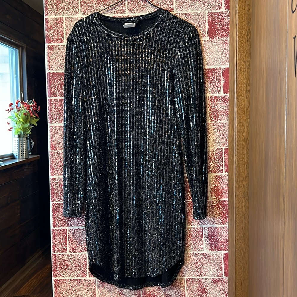 B. Darlin Long Sleeve Sequin Mini Dress